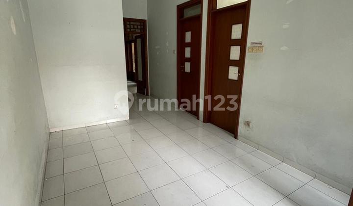 Rumah Babatan Pratama Dekat Kampus Unesa, Dekat Pakuwon Mall, Dekat Mcd