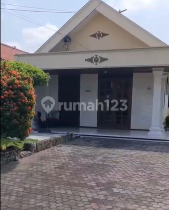 Rumah di Petemon Barat Dekat Arjuno, Dekat Tunjungan Plaza Rumah di Petemon Barat Dekat Arjuno, Dekat Tunjungan Plaza