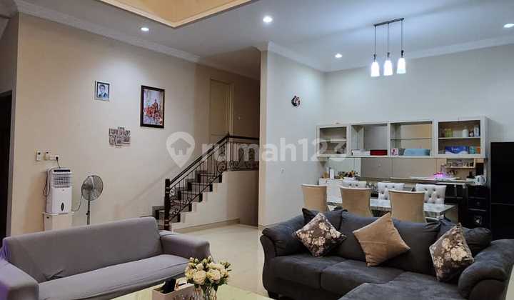 Pakuwon Indah Villa Bukit Regency House 1