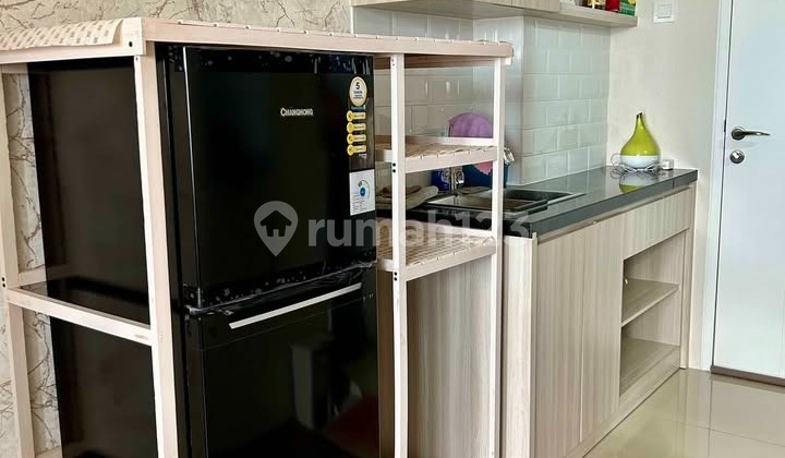 Vittorio Apartment Near Unesa Campus, Near Pakuwon Mall PTC, Near Wiyung Hospital 2