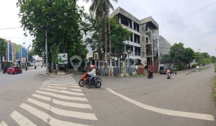Dijual/ Disewakan : Gedung 4 Lantai Premium Hook Di Duren Sawit - Siap Usaha