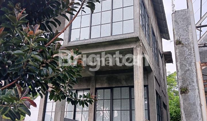 Rumah Dijual 1