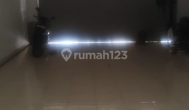 Strategic City Center Shop House near Police Barracks, Tegalega, Animal Shelter, ideal for Business Investment, Office, 2-Story Warehouse, ready to use. 2