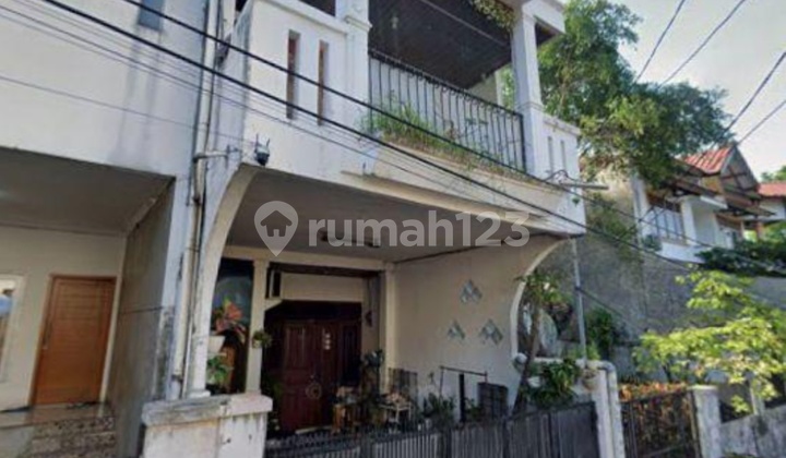 Rumah 2 Lantai di Kemang Mampang Prapatan Jakarta Selatan Rumah 2 Lantai di Kemang Mampang Prapatan Jakarta Selatan