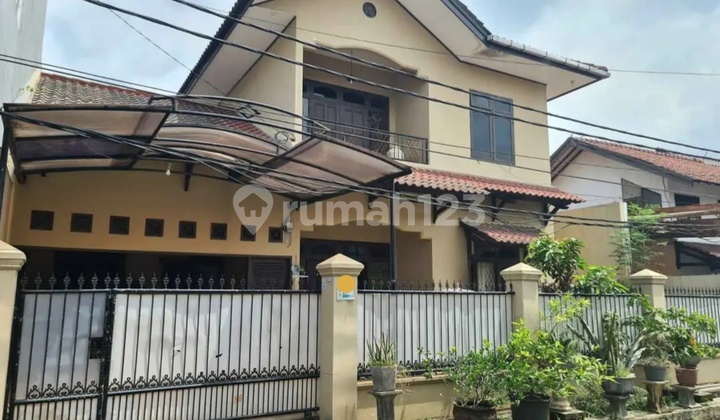 Rumah 2 Lantai Di Komplek Kreo Larangan Tangerang Dekat Halte Busway Petukangan Rumah 2 Lantai Di Komplek Kreo Larangan Tangerang Dekat Halte Busway Petukangan