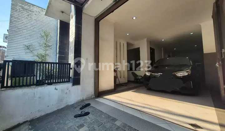 Strategic 3-Story Boarding House in Gandaria, South Jakarta, Near MRT Block A 2