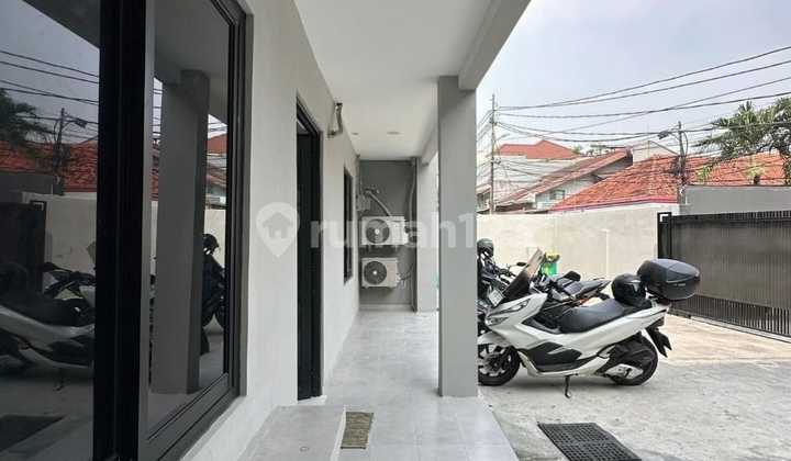 Kos Kosan Strategis di Mampang Jakarta Selatan di Area Komersil 2