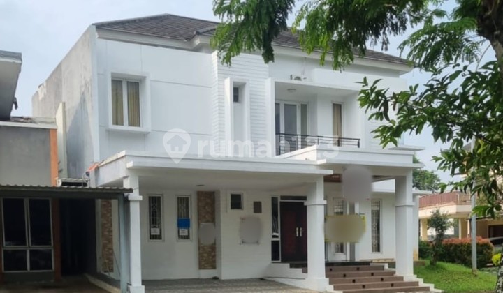 Beautiful 2-Story House In Bsd Tangerang Housing Near Aeon Mall Bsd City