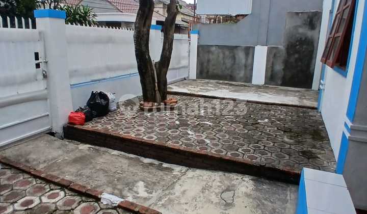 Nice House in Meruya Complex West Jakarta Near Kebon Jeruk Toll Road