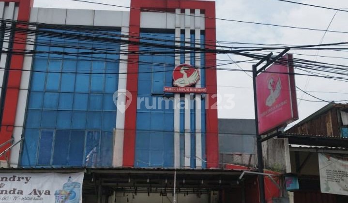 3-Storey Shop House in Sawah Lama, Ciputat, Tangsel Near UIN