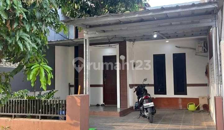 Nice House In Bumi Serpong Residen Housing Near Sudimara Station