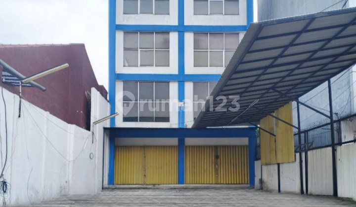 4-Story Shophouse in Cipulir, South Jakarta, Near Cipulir Busway Stop 1