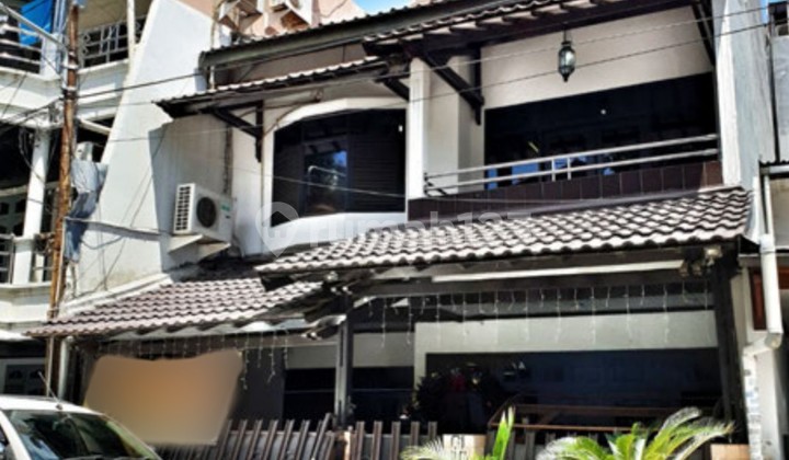 4-Story House in Benhil, Central Jakarta, Near Benhil MRT