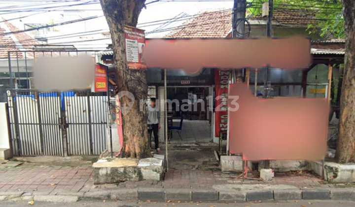 Kost House in Benhil, Central Jakarta Near Palmerah Station