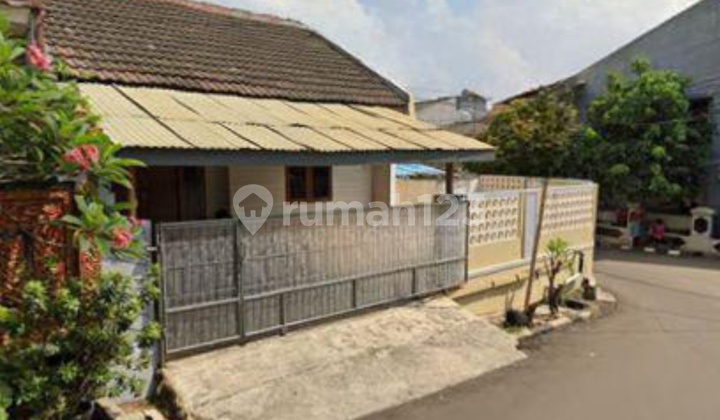 House for Rent in Jurang Mangu Housing, Tangsel, Near Pondok Ranji Station