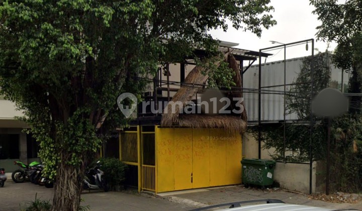 Strategic 4-Story Shop House on Rc Veteran Street, Bintaro, South Jakarta, Near Mrt Lebak Bulus 2