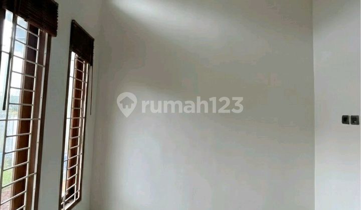 Selling Nice House Mahkota Simprug Peninggilan Ciledug Tangerang 2