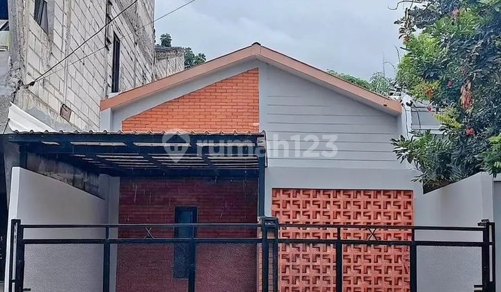 Sewa Rumah Baru Strategis Veteran Bintaro Pesanggrahan Jaksel