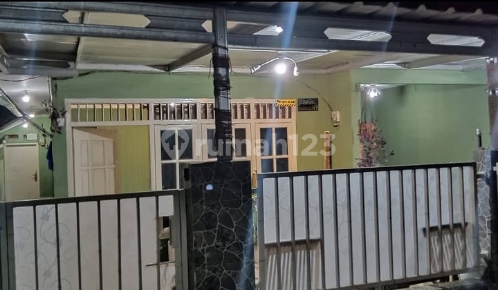 Cheap House for Sale in Jombang Ciputat, Near Sudimara Station Tangsel 2