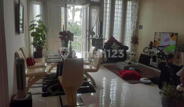 Rumah Mewah Strategis Karang Tengah Permai Tangerang 2