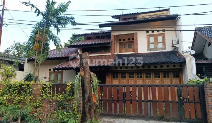 Jual Rumah Bagus Etnik Modern Karang Tengah Kota Tangerang