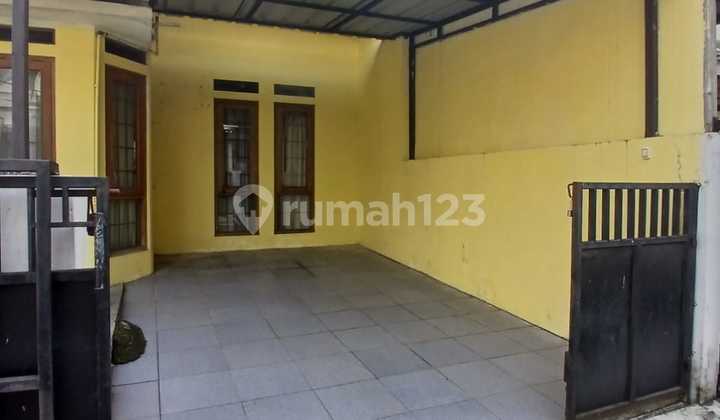 House for Rent, Hook Position, Sector 5, Near Stan Campus Bintaro 2
