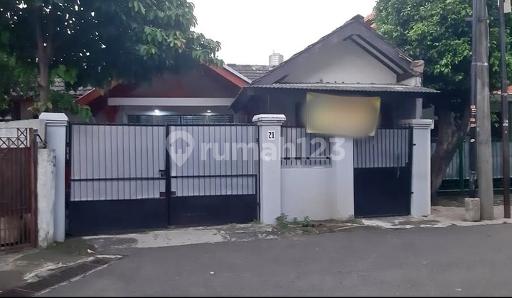 Rumah Strategis Dekat Pintu Tol Petukangan Pesanggrahan Jaksel Rumah Strategis Dekat Pintu Tol Petukangan Pesanggrahan Jaksel