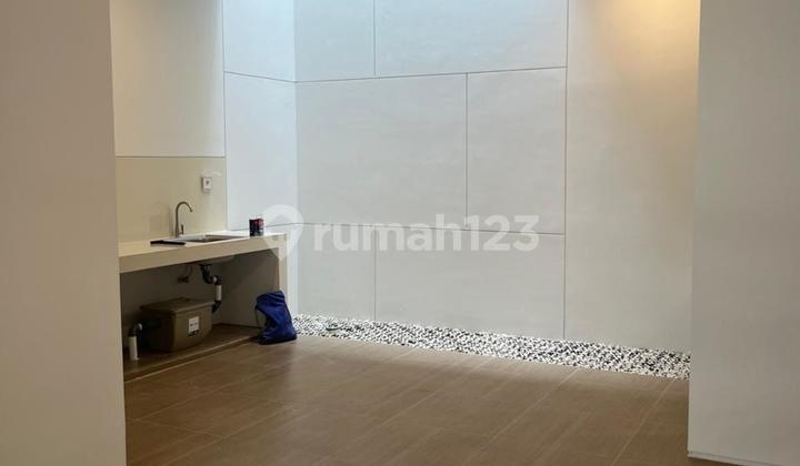 Cluster Terravia Adora BSD Disewakan Semi Furnish Termurah 2