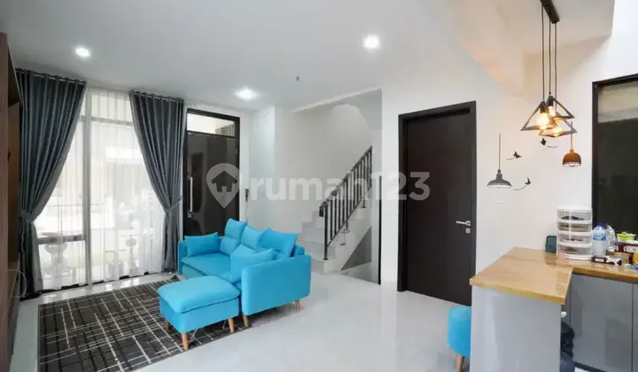 Disewakan / Dijual Rumah 2 Lantai di Lavon Swancity, Cikupa 2