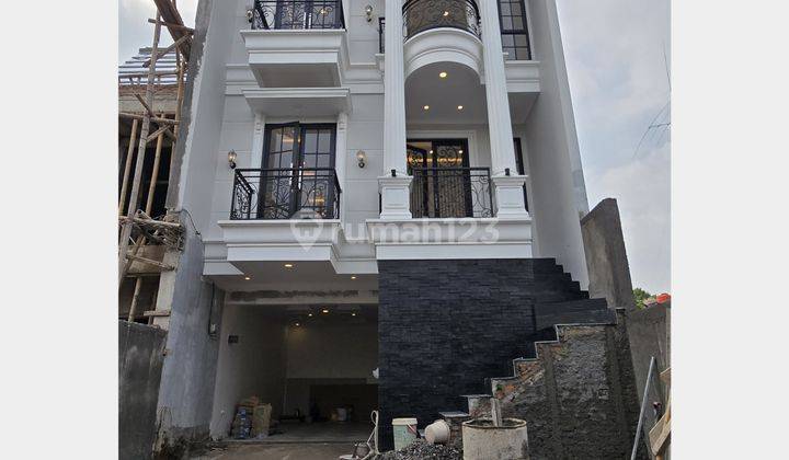RUMAH Mewah Harga Murah 3lt privatepool Pejaten Pasarminggu