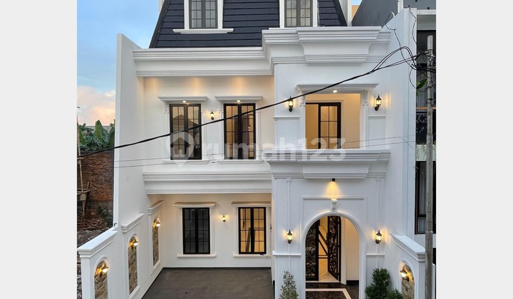RUMAH CLASSIS MODEREN 3Lt plus rooftop JAGAKARSA 300m Tol Andara 1