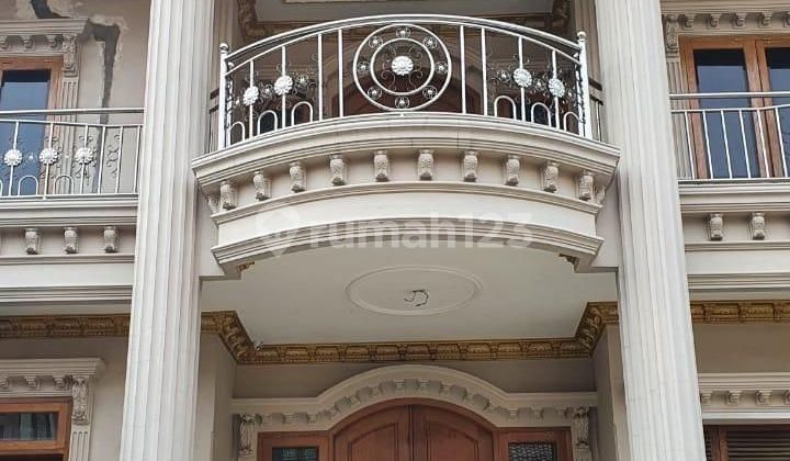 DIJUAL RUMAH MODEL TIMUR TENGAN ARABIAN CLASIS DIJUAL RUMAH MODEL TIMUR TENGAN ARABIAN CLASIS