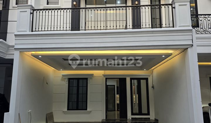 RUMAH MEWAH DAN MURAH model classic JAGAKARSA JAKSEL RUMAH MEWAH DAN MURAH model classic JAGAKARSA JAKSEL