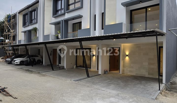 DIJUAL RUMAH Modern Minimalis,akses mudah lingkungan aman 2Lantai