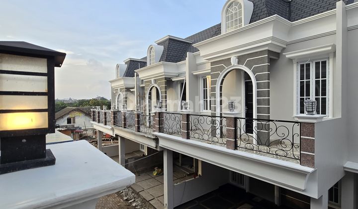 DIJUAL RUMAH 2LANTAI ,siap huni , lingkungan aman Jagakarsa DIJUAL RUMAH 2LANTAI ,siap huni , lingkungan aman Jagakarsa