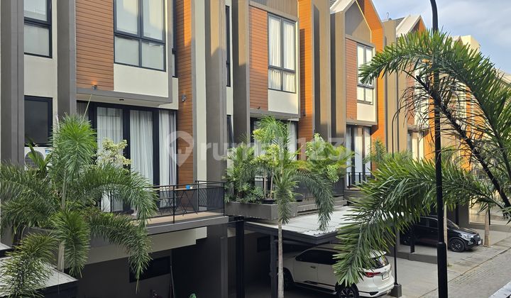 Rumah Private TownHouse Sisa Satu Unit KPR dan Bisa DP 0% 