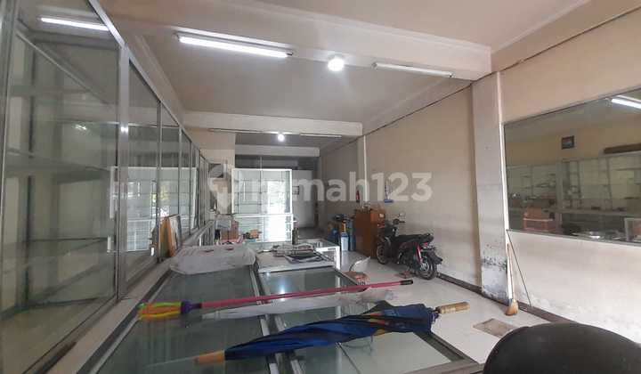 For Rent: 1-Story Shop House in Strategic Location at Metro Square - Mertoyudan, Magelang 2