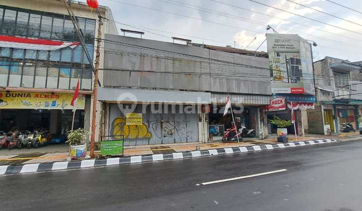 For Rent: 2-Story Shop House in a Strategic Location on Pemuda Street, Magelang City For Rent: 2-Story Shop House in a Strategic Location on Pemuda Street, Magelang City