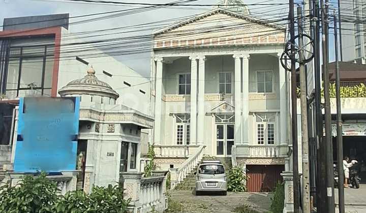 Ruko 2 Lantai di Jalan Palagan Yogyakarta - Lokasi Ramai & Prospektif