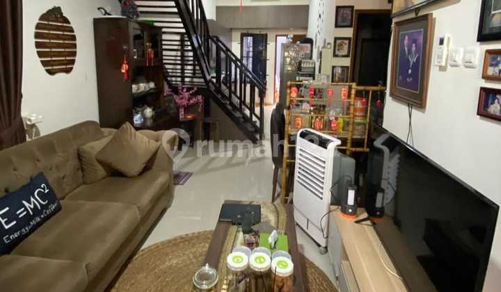 2-Story House in a Strategic Location at Griya Tirta Asri, Mlati, Sleman 2