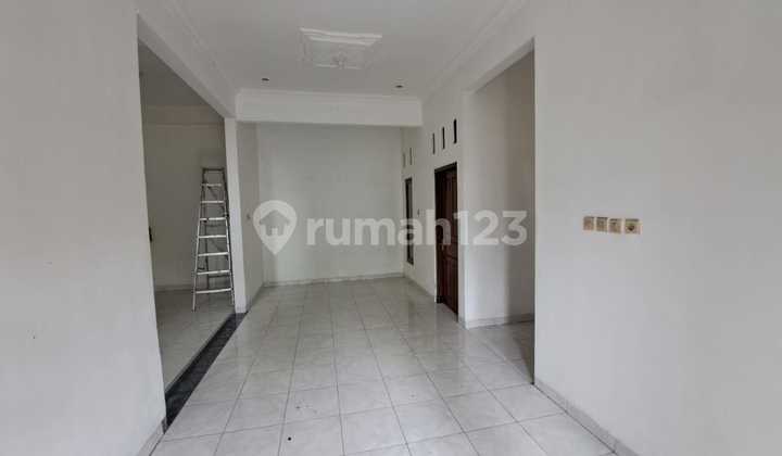 For Rent 2-Story House on Jalan Damai, Sariharjo, Ngaglik, Sleman - Strategic Location 2