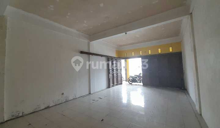 2-Storey Shop House Located in the Metro Square Business Center Area - Mertoyudan Magelang. 2