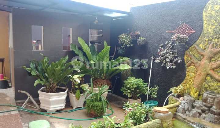 Beautiful Ready-to-Occupy Fully Furnished House in Way Halim, Bandar Lampung 2