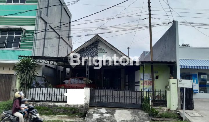 4 UNIT HOUSES (WITH BOARDING ROOMS) ON THE SIDE OF MH. THAMRIN STREET, BANDAR LAMPUNG 1