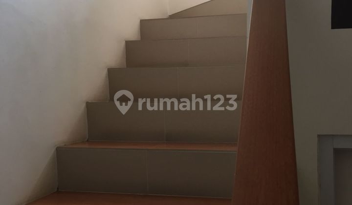 Dijual Cepat rumah Bagus Di Sevilla Full   Renov 2