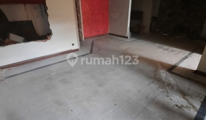 Rumah Tua  Hitung Tanah di Pondok Indah Area
