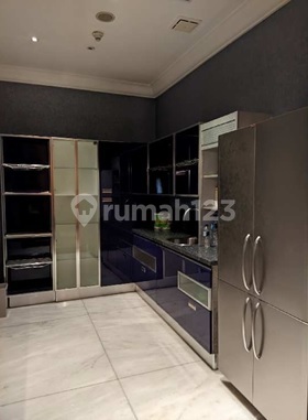 For Sale Da Vinci Apartment - Central Jakarta 2