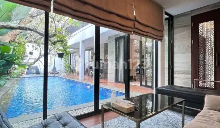 Dijual Rumah Modern Tropical Dalam Cluster