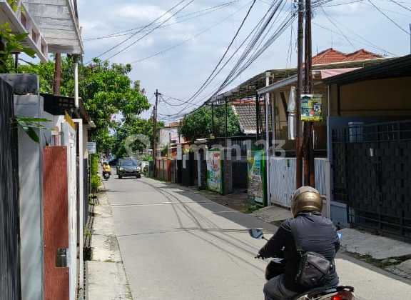 Rumah Siap Huni Carport Besar di Cisaranten Bandung