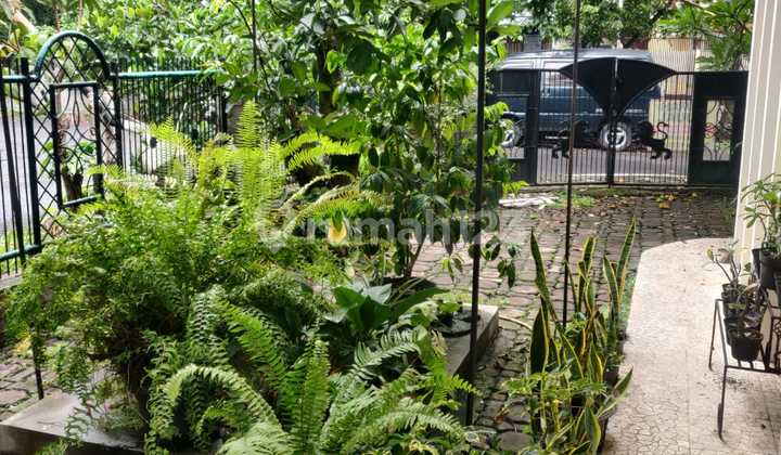 Rumah Besar Siap Huni di Arcamanik Bandung Rumah Besar Siap Huni di Arcamanik Bandung